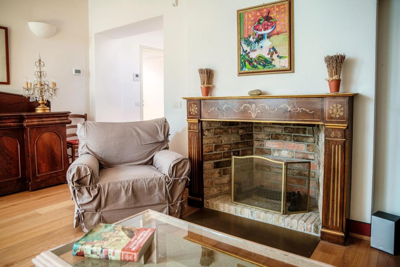 Castello Di Brusata Apartment By Quokka 360 - Romantic Flat With Pool Mendrisio Luaran gambar