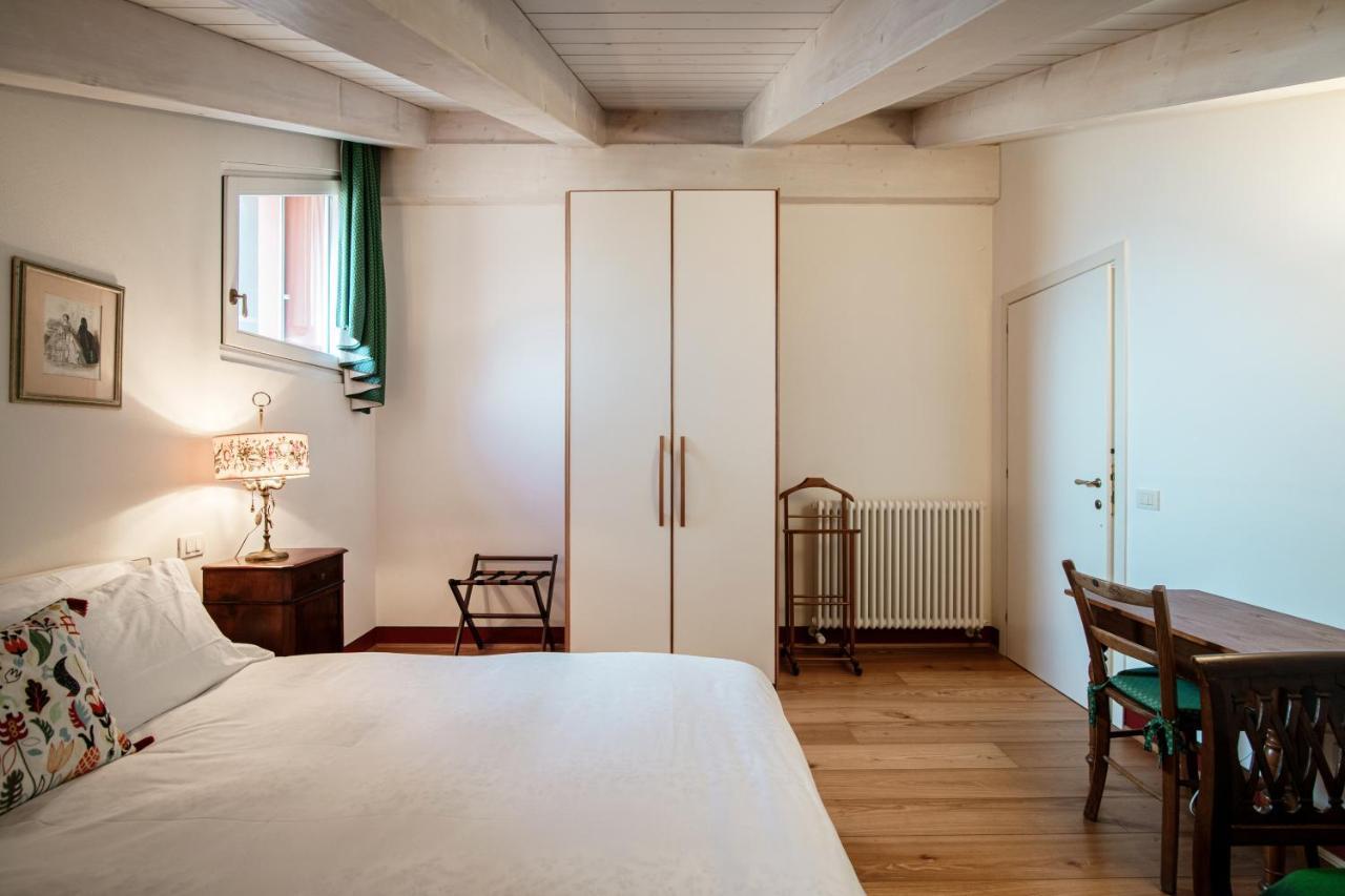 Castello Di Brusata Apartment By Quokka 360 - Romantic Flat With Pool Mendrisio Luaran gambar