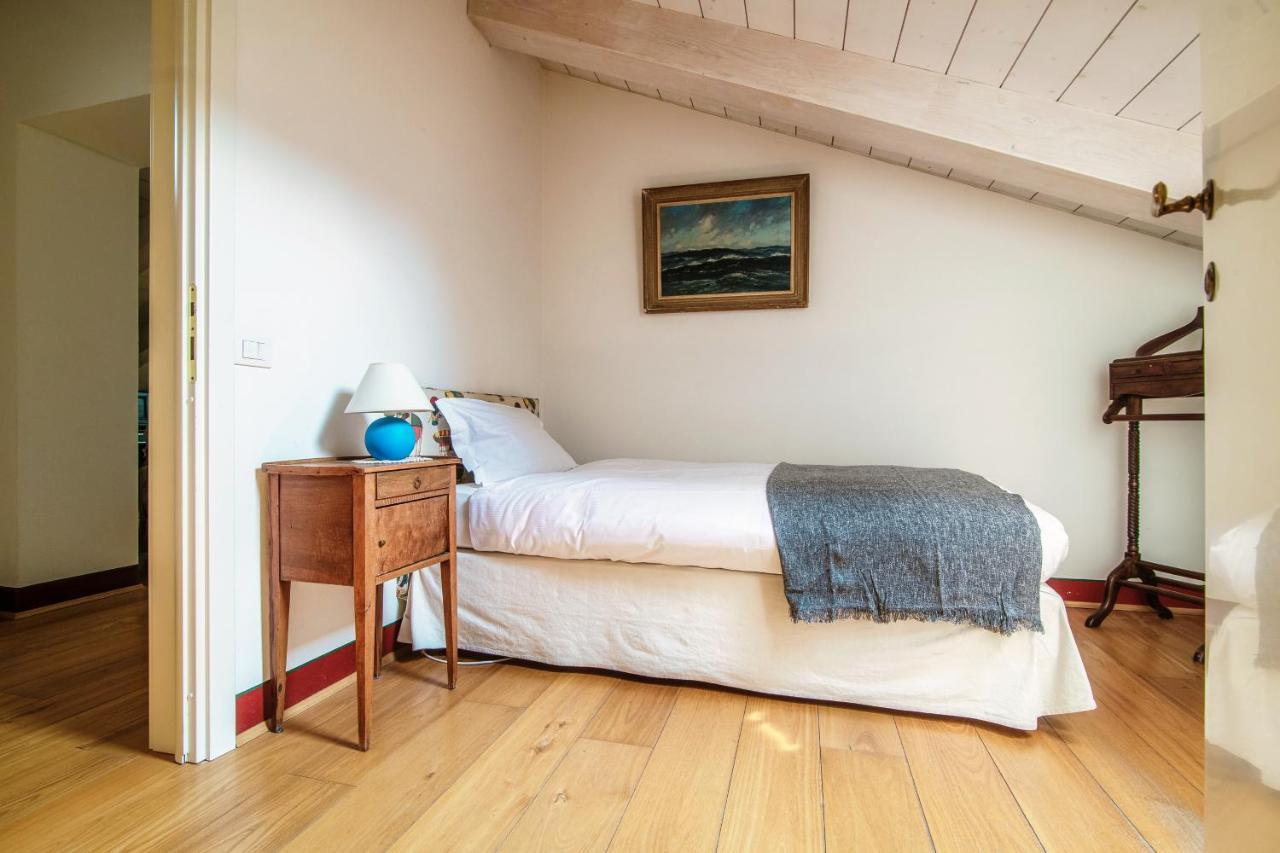 Castello Di Brusata Apartment By Quokka 360 - Romantic Flat With Pool Mendrisio Luaran gambar