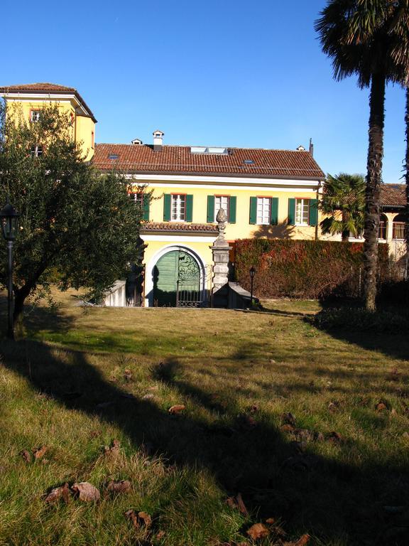 Castello Di Brusata Apartment By Quokka 360 - Romantic Flat With Pool Mendrisio Luaran gambar
