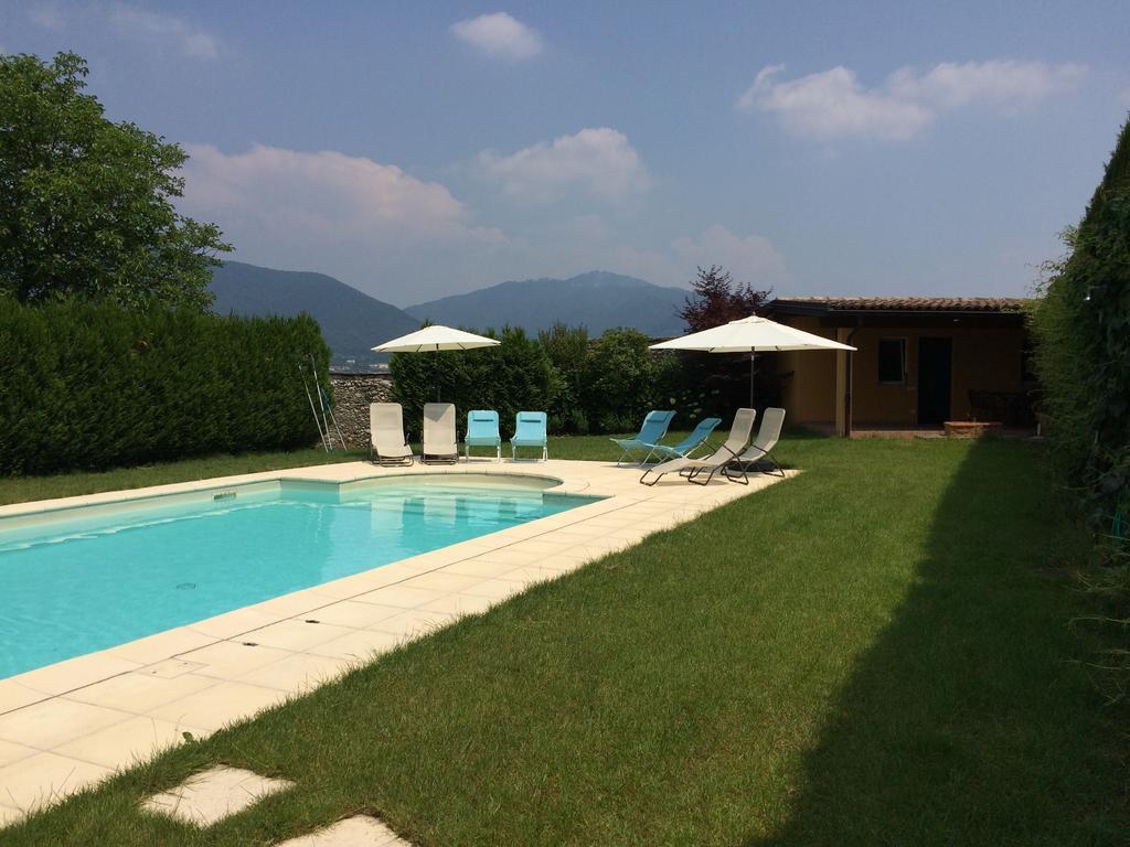 Castello Di Brusata Apartment By Quokka 360 - Romantic Flat With Pool Mendrisio Luaran gambar